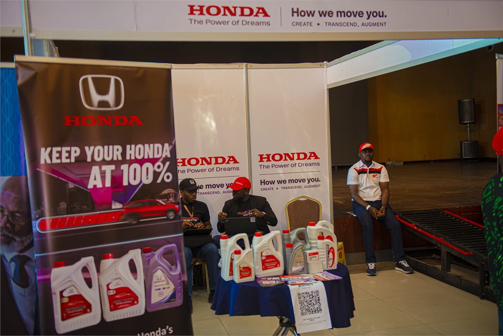 MAN AGM exhibition moment