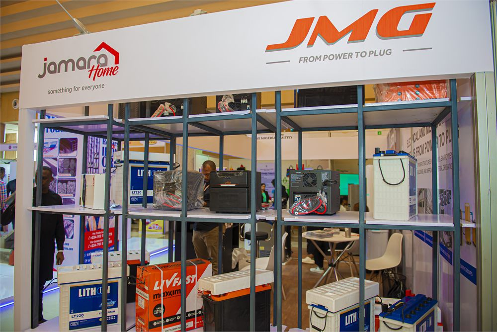 MAN AGM exhibition moment