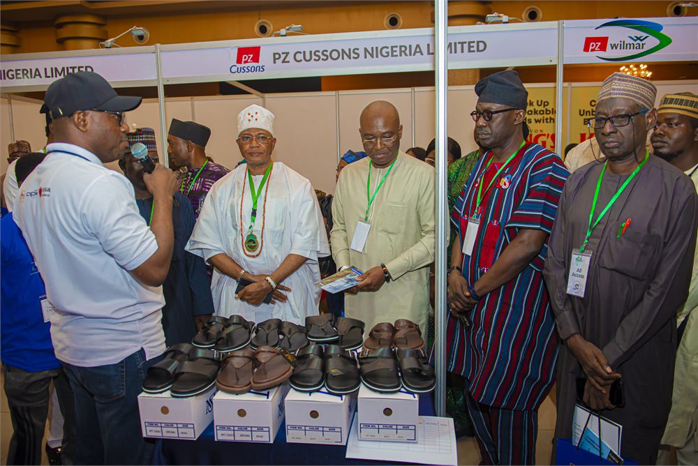 MAN AGM exhibition moment